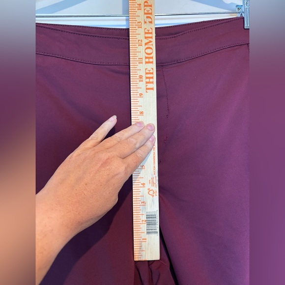Chaps Women’s Plus Size 24W Burgundy Stretch Ankle Pants - Picture 7 of 9